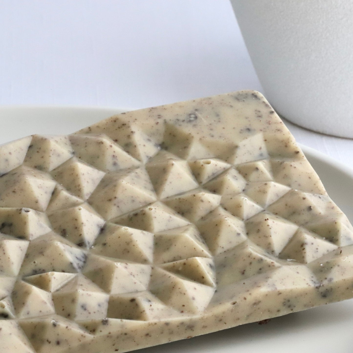 Tablet - Cookies & Cream White Chocolate