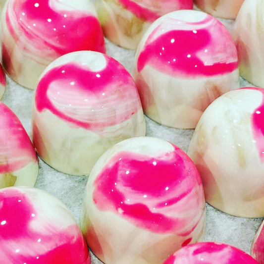 Bonbon - White Chocolate Raspberry Caramel